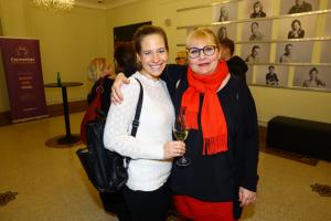 Zuzana Kajnarova a Veronika Gajerova 5R1A0731-337