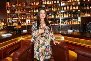 16.Oslava pokračuje o 1. patro výše v Cohiba Atmosphere IMG 3653