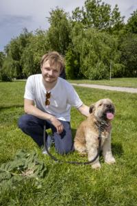 17 Thom Arway se svym Corny