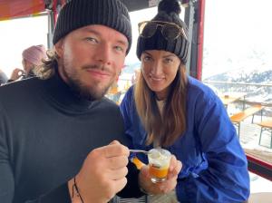 Matyas Hlozek s pritelkyni Kamilou