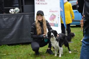 Misa Pechackova  se psim zavodnikemDSC 4880