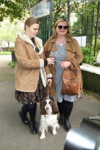 Sabina prisla s dcerou a pejskem JHA 6867